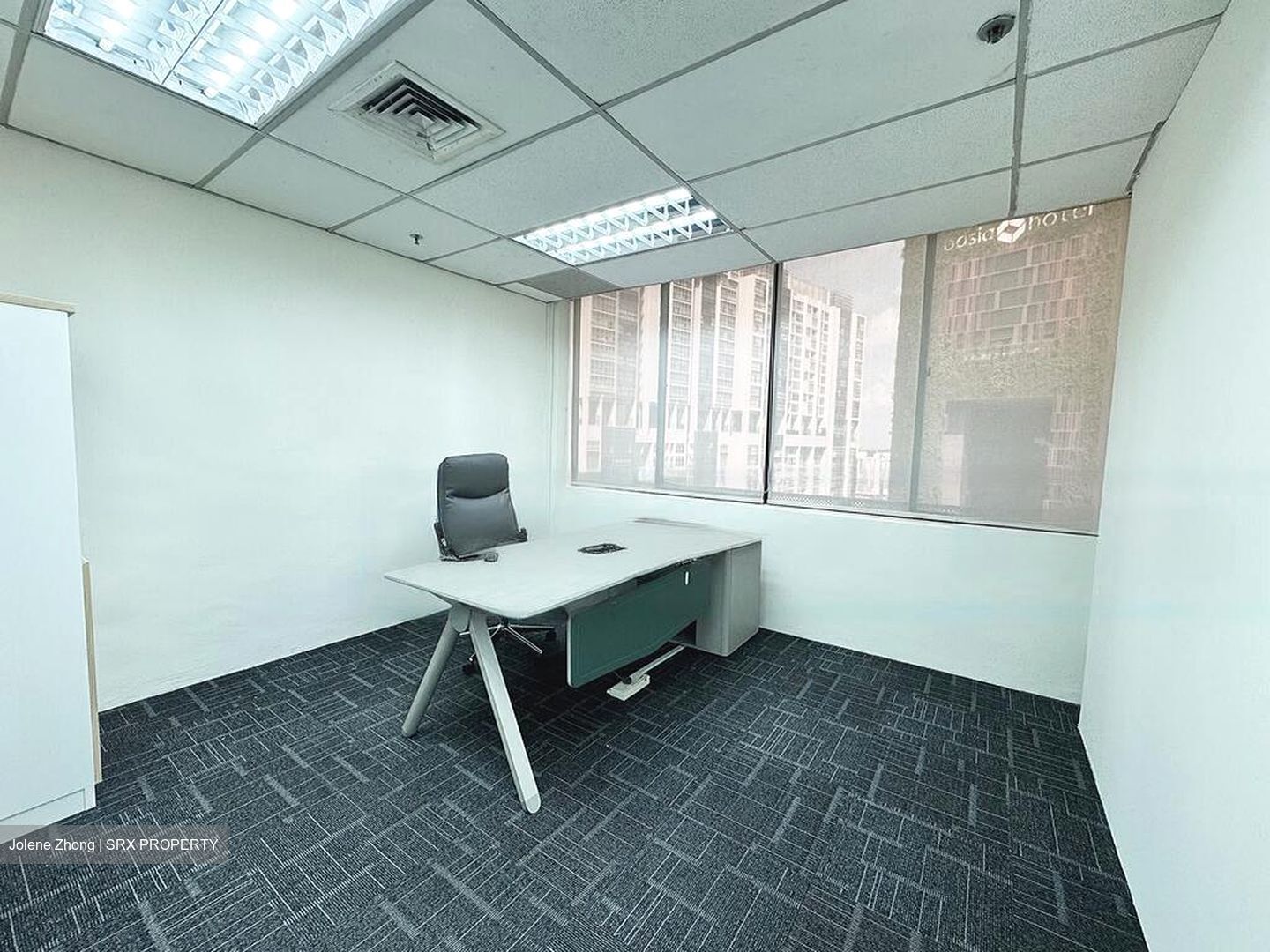 International Plaza (D2), Office #469178811